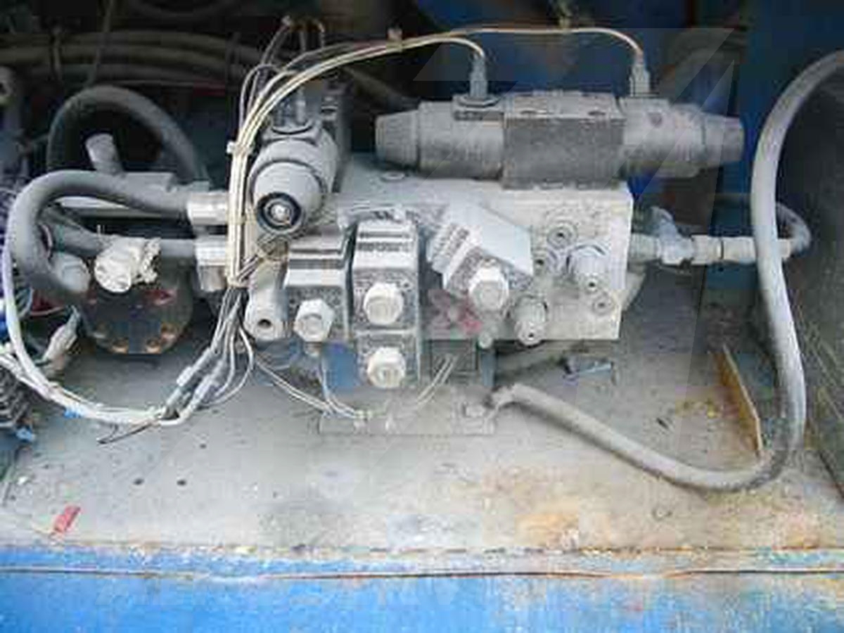 1993 Up-Right 63500 Manlift