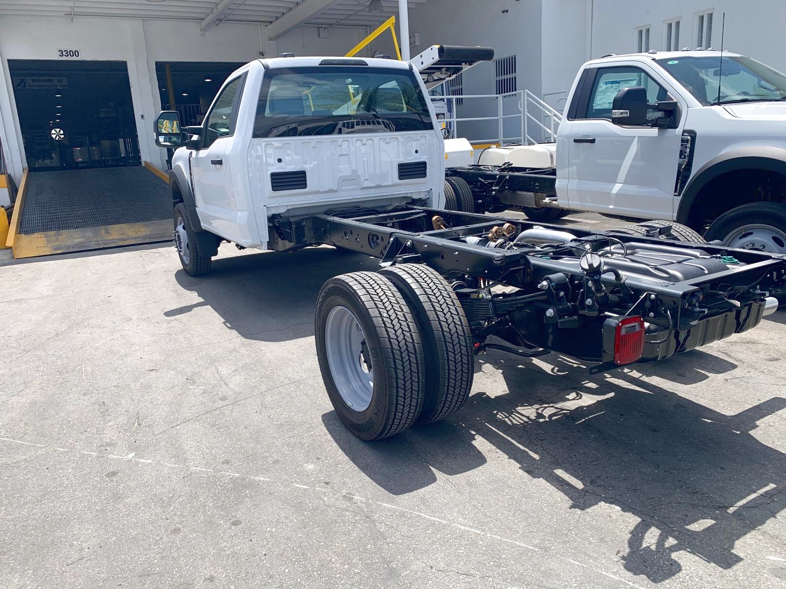 Truck Chassis Ford F-550