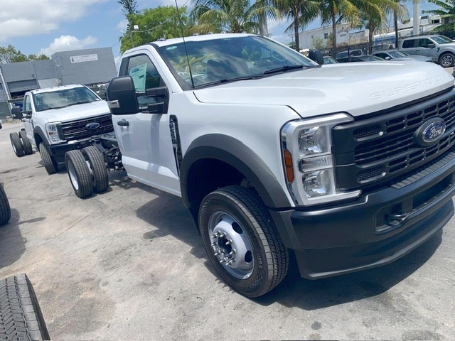 Truck Chassis Ford F-550