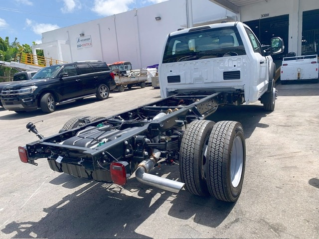 Truck Chassis Ford F-550