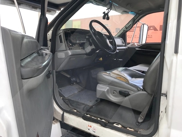 Cabin Service Truck Ford/Tesco F-750/CST 16'