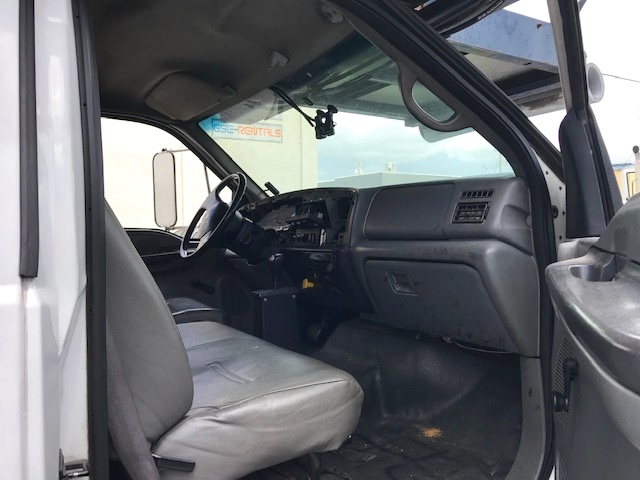 Cabin Service Truck Ford/Tesco F-750/CST 16'