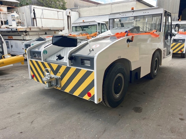 Push Back Tractor TLD TMX-150-9 Tier 4F