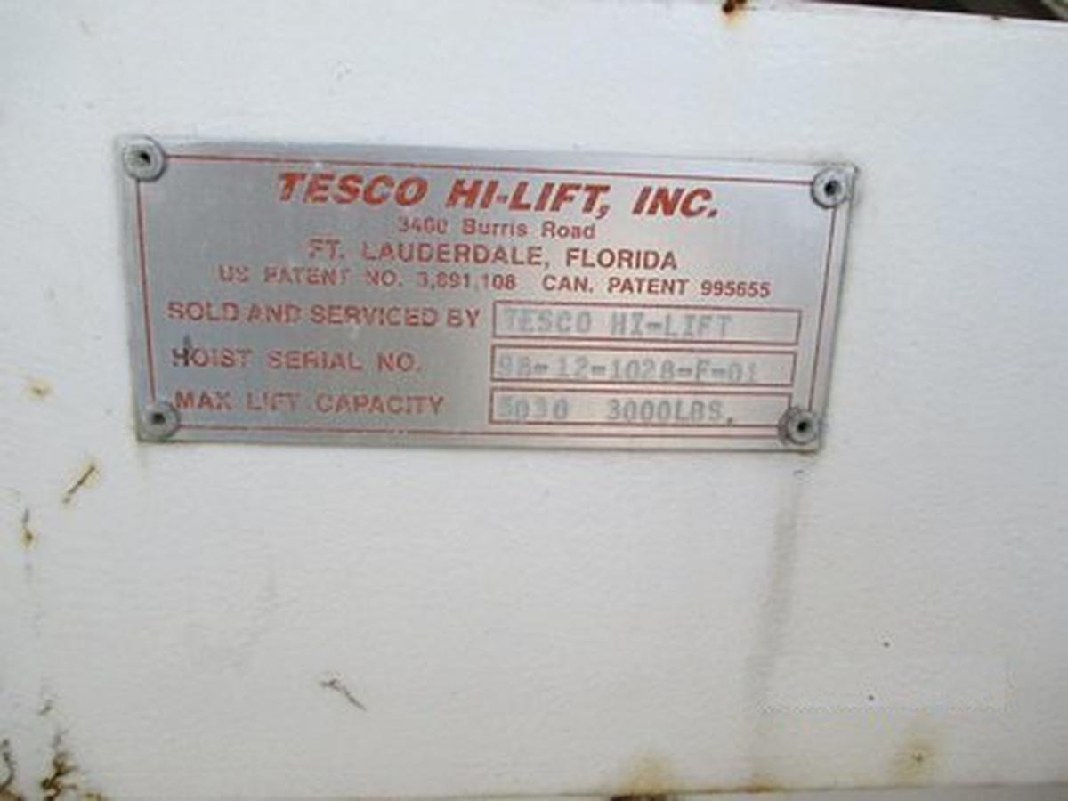 Lift Truck Tesco/ Freightliner ML-5030 / Fl70