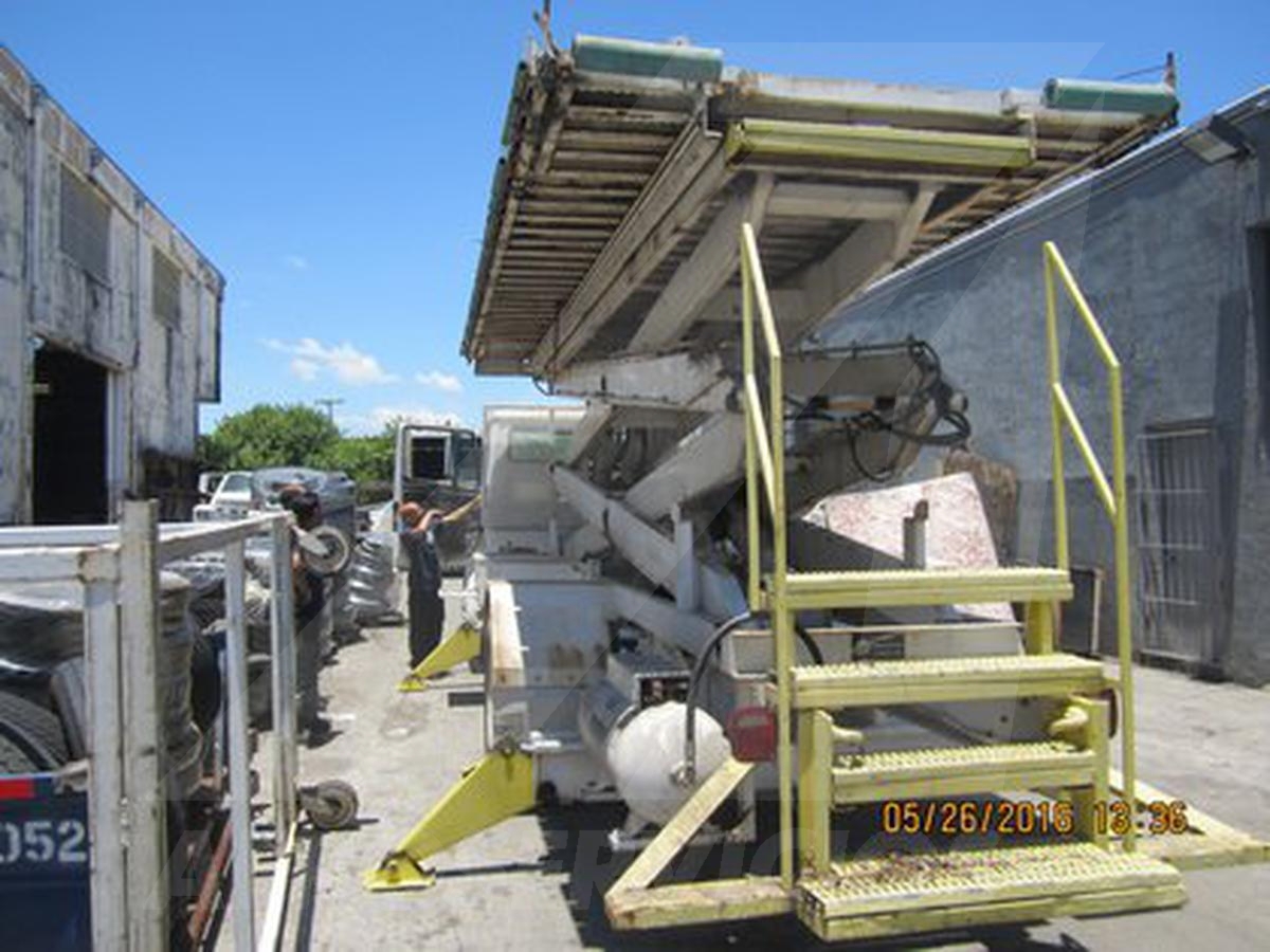 Lift Truck Tesco/ Freightliner ML-5030 / Fl70