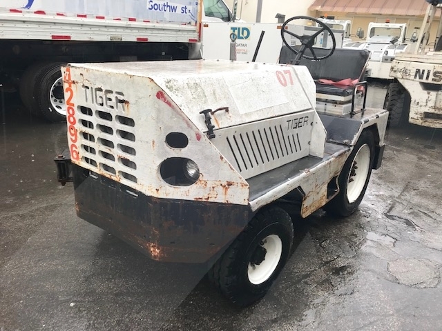 Baggage Tractor TIG-50