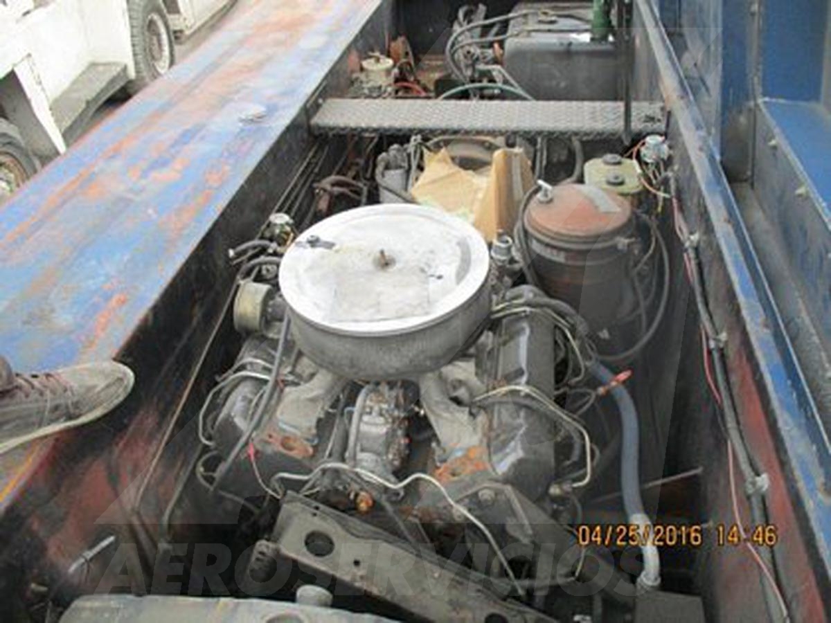 Push Back Tractor S&S GT-1628