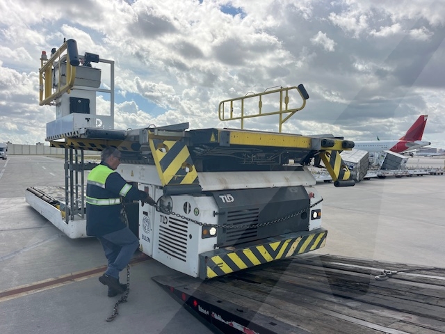 Cargo Loader TLD TXL-838 Wide