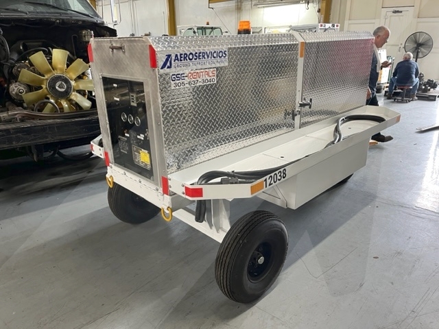 Ground Power Unit TUG 400/60 - 60 kVA+ 28.5 VDC