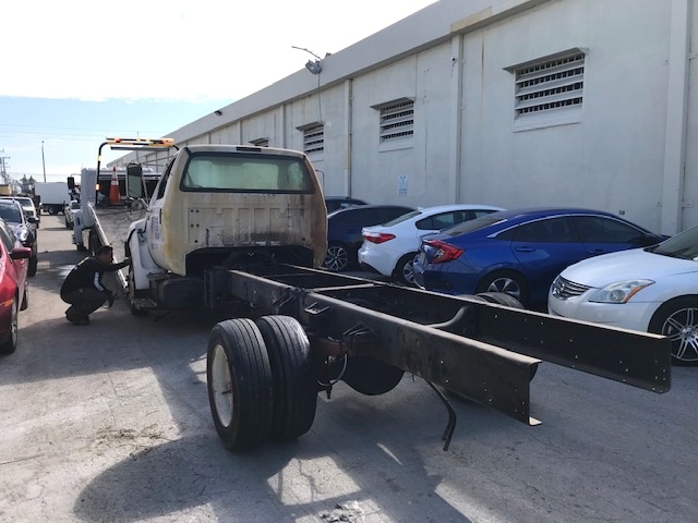 Truck Chassis Ford F-650