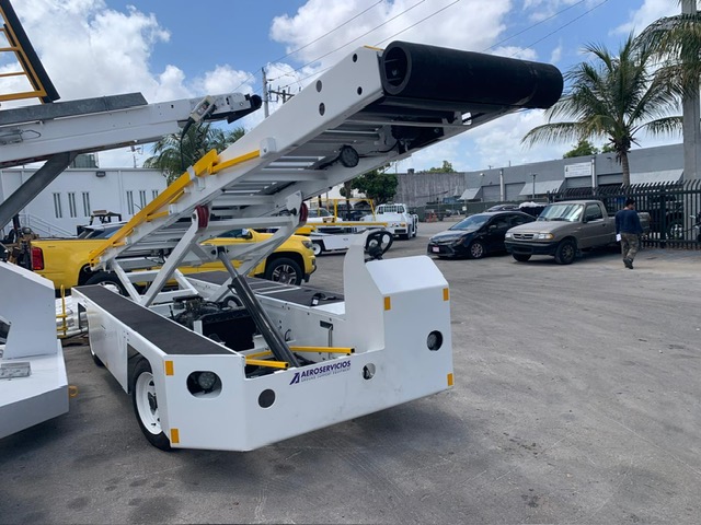 Belt Loader Tug 660 OH