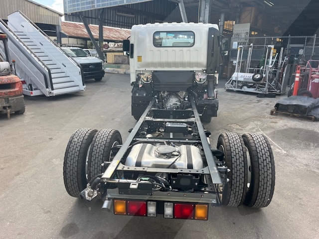 Truck Chassis Isuzu NPR - Gasoline