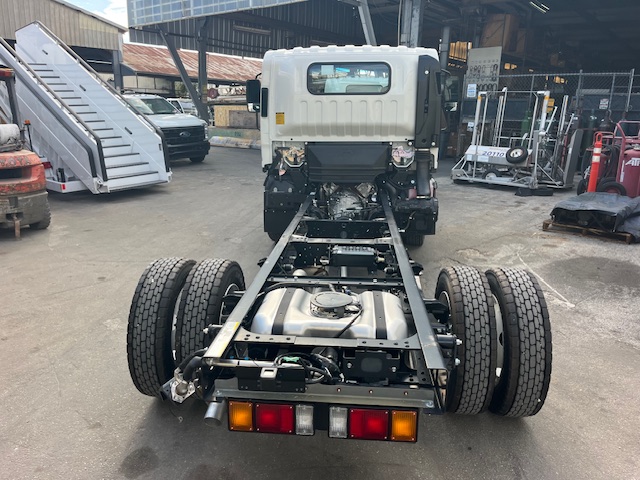 Truck Chassis Isuzu NPR - Gasoline