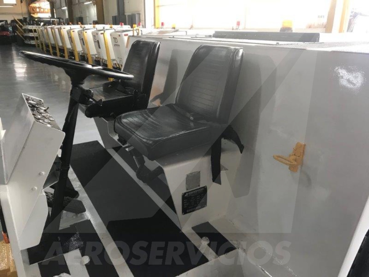 Push Back Tractor FMC B-500