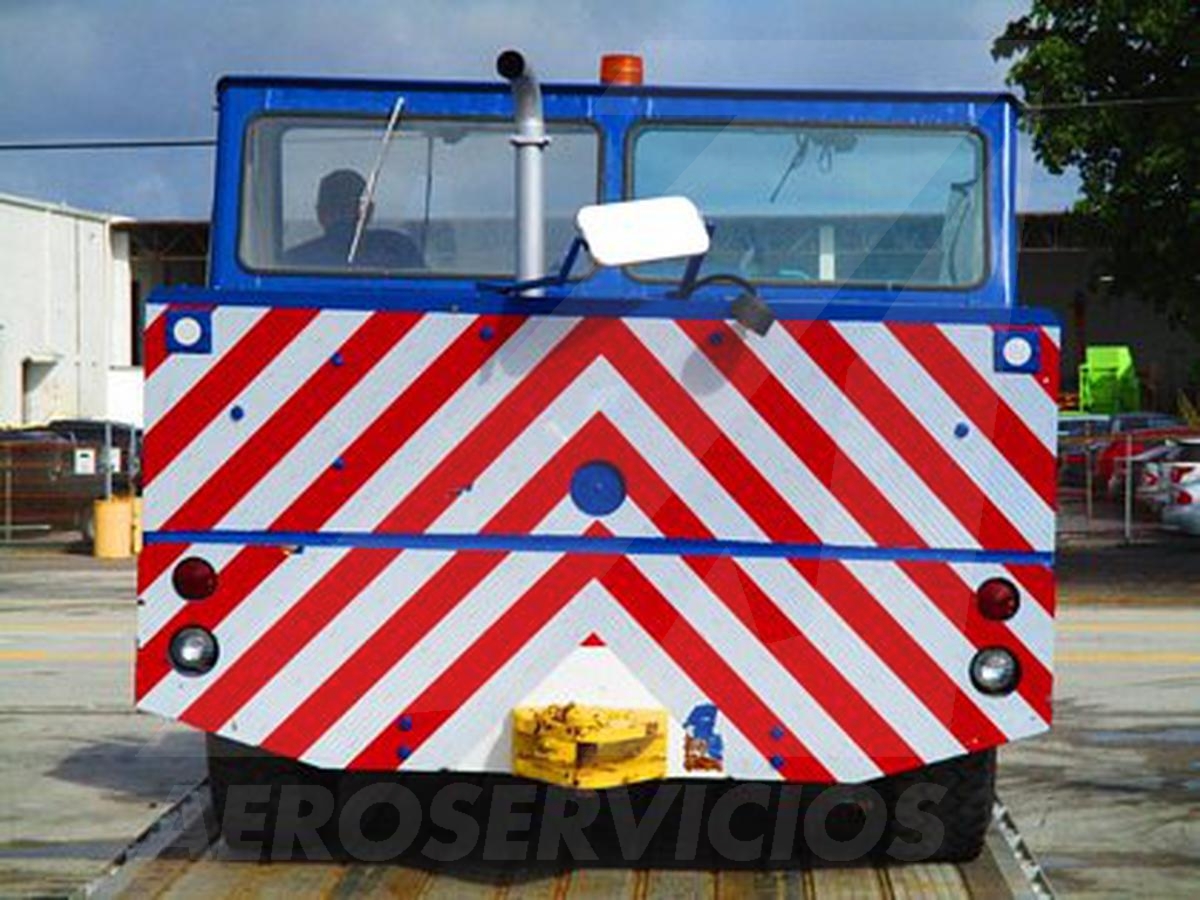 Push Back Tractor Hough-Paymover T-180 FA