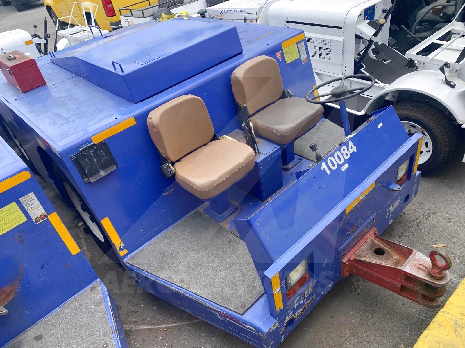 Push Back Tractor FMC B350E