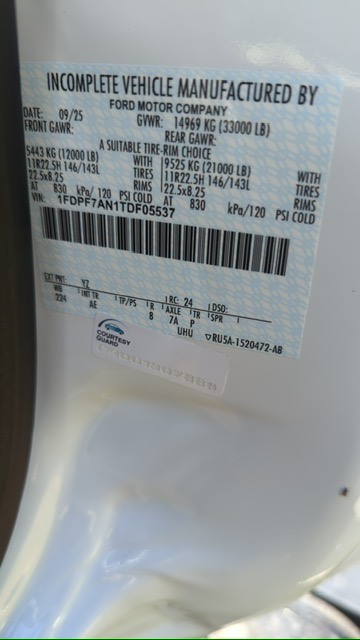 Truck Chassis Ford F-750 2026