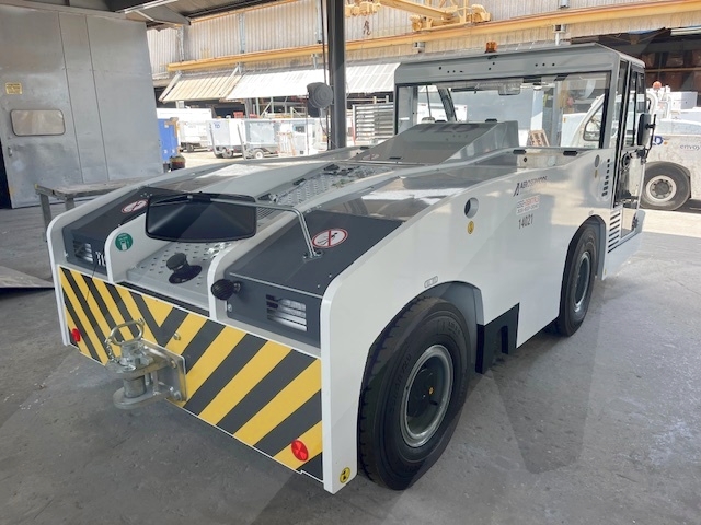 Push Back Tractor TLD TMX-150-15 Tier 4F