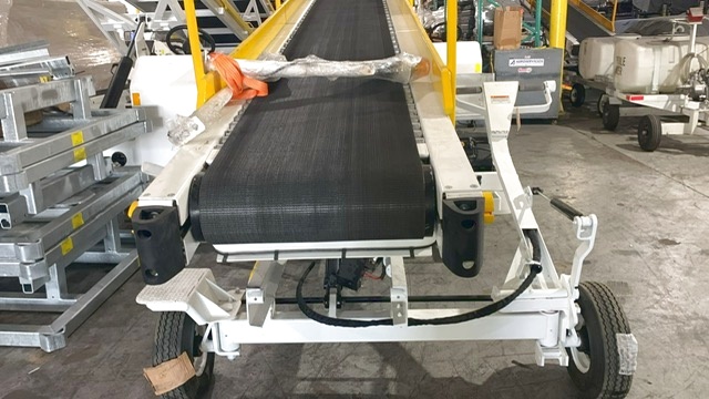 Towable Belt Loader Wasp A01771D-3179