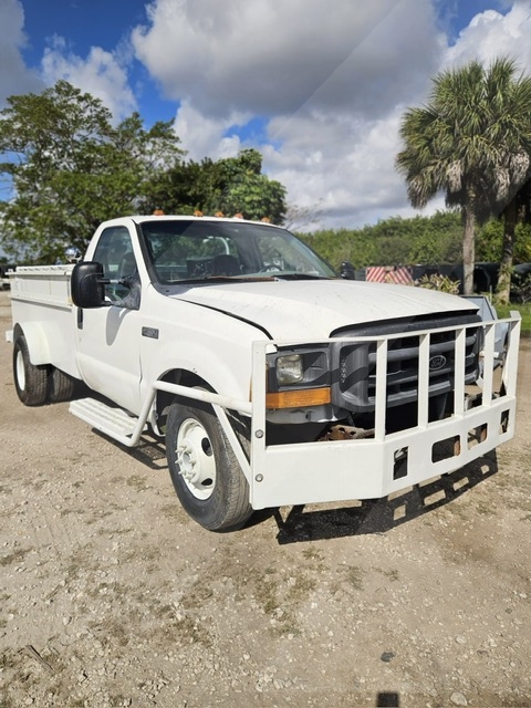 Lavatory Truck Ford/Wollard F-350/TLS-770