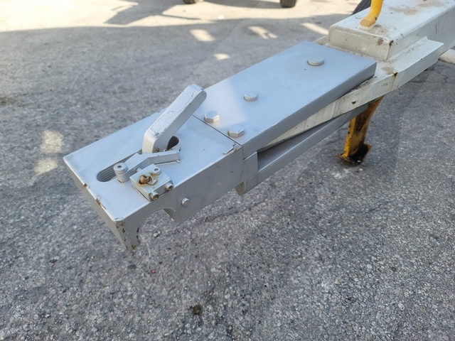 Tow Bar Settles Precision Mfg. A-3-44