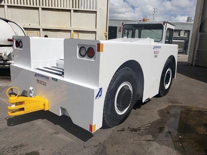 Push Back Tractor FMC B-500