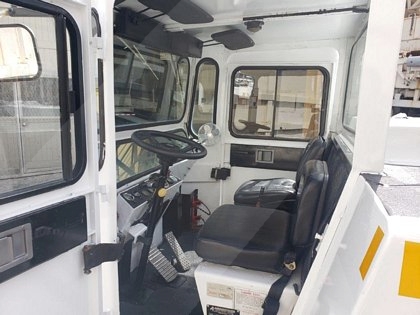 Push Back Tractor FMC B-500