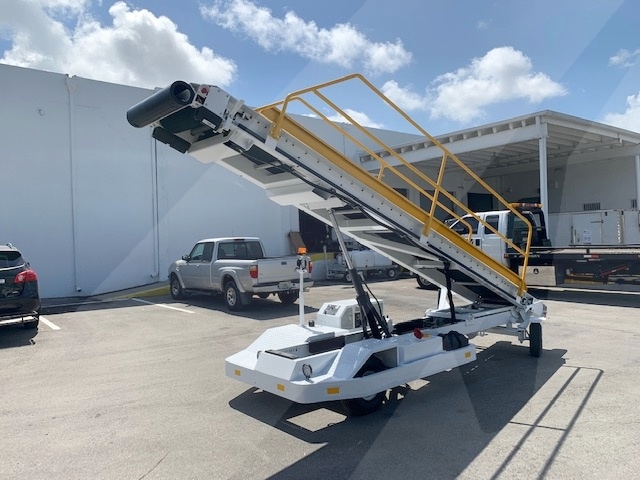 Towable Belt Loader Wasp A01771D