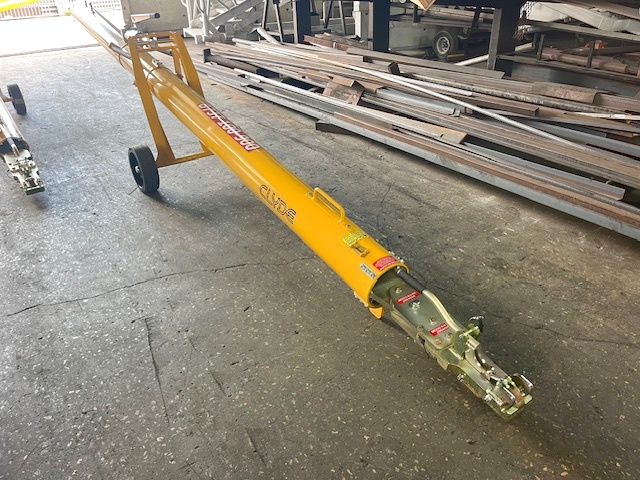 Tow Bar Clyde 15F3495