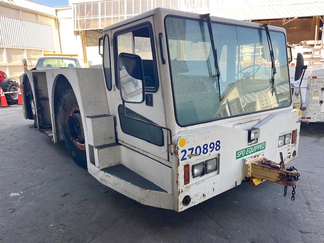Push Back Tractor FMC B-1200