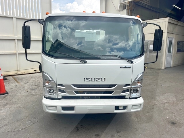 Truck Chassis Isuzu NPR- Gasoline