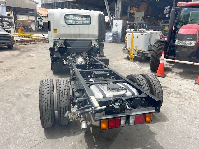 Truck Chassis Isuzu NPR- Gasoline