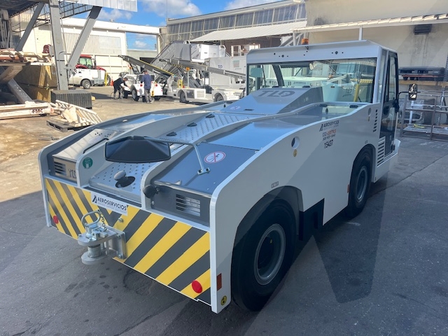 Push Back Tractor TLD TMX-150-15 Tier 4F