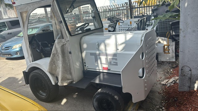 Baggage Tractor Tug MA50-28