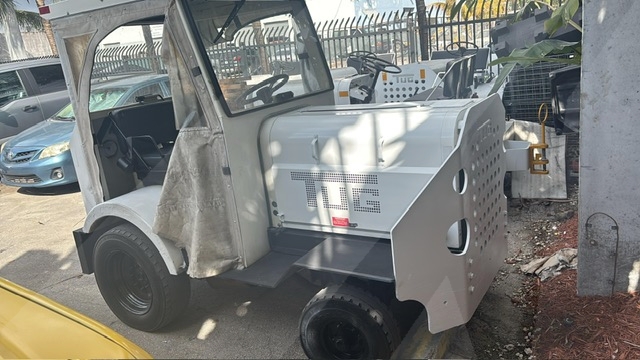Baggage Tractor Tug MA50-28
