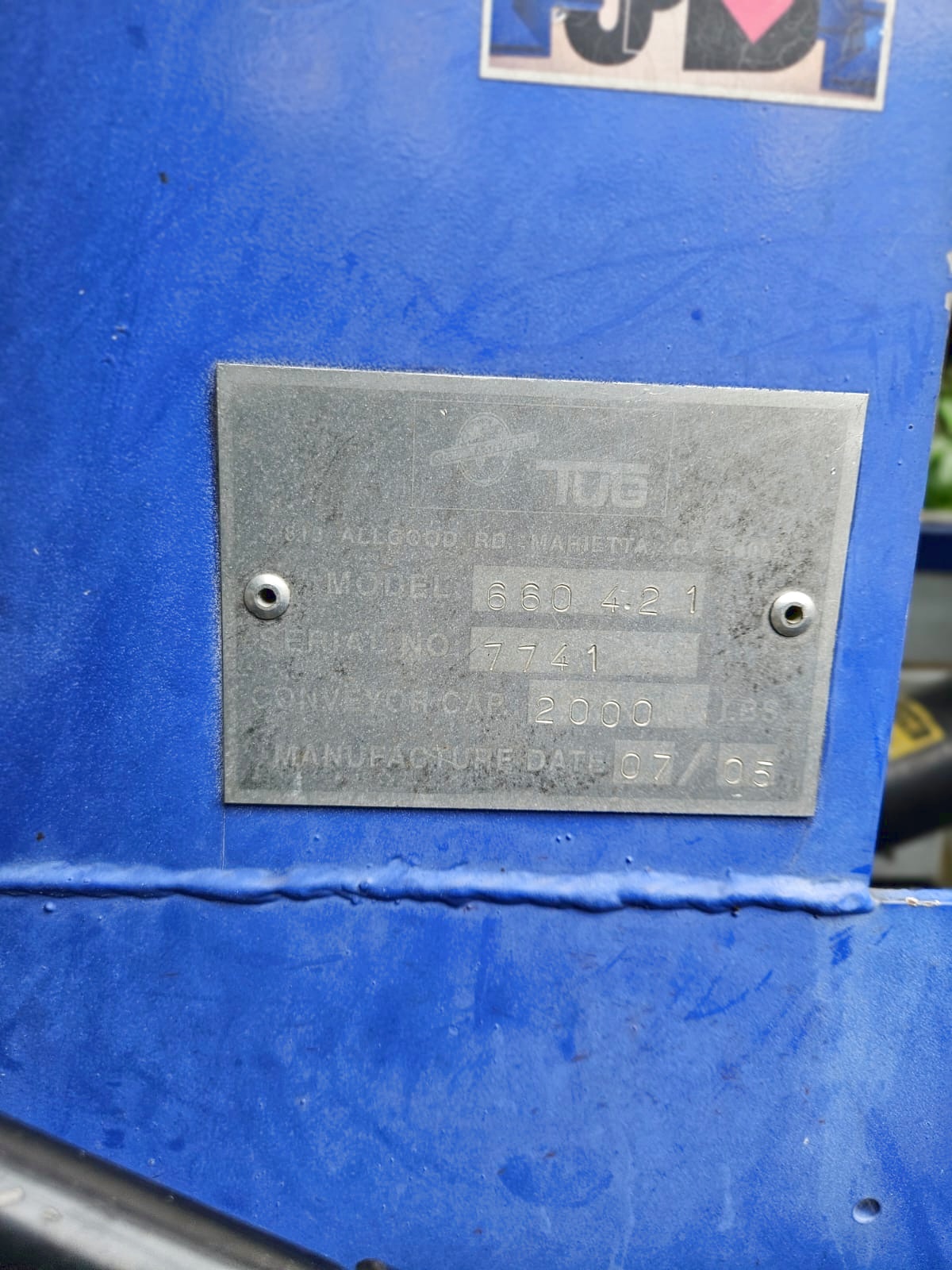 Belt Loader Tug 660