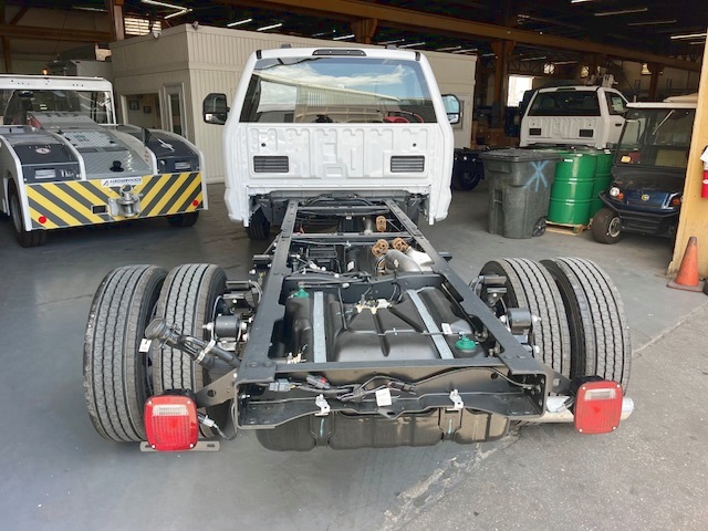 Truck Chassis Ford F-600