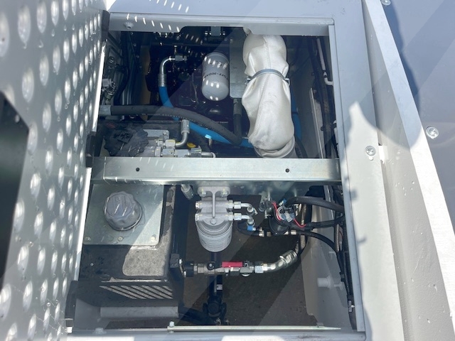 Push Back Tractor TLD TMX-150-15 Tier 4F