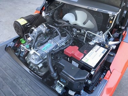 Forklift Toyota 8FGU25 Dual Fuel- 5,000 lb