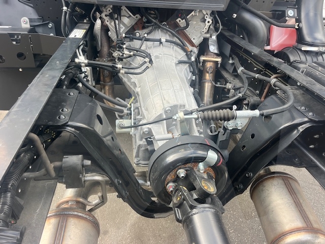 Truck Chassis Isuzu NPR - Gasoline