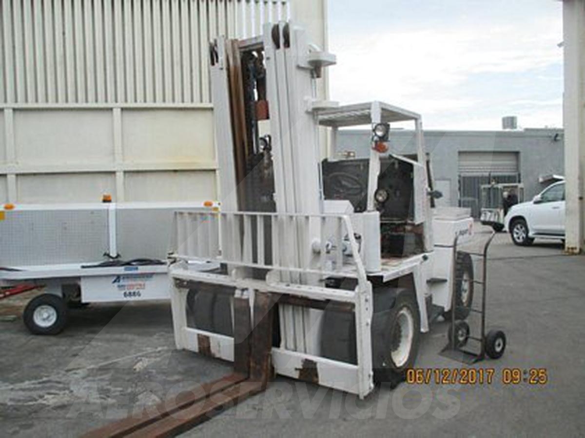 1993 Nissan DF05N70V