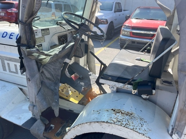 Baggage Tractor Tug MA-30/40 Cab