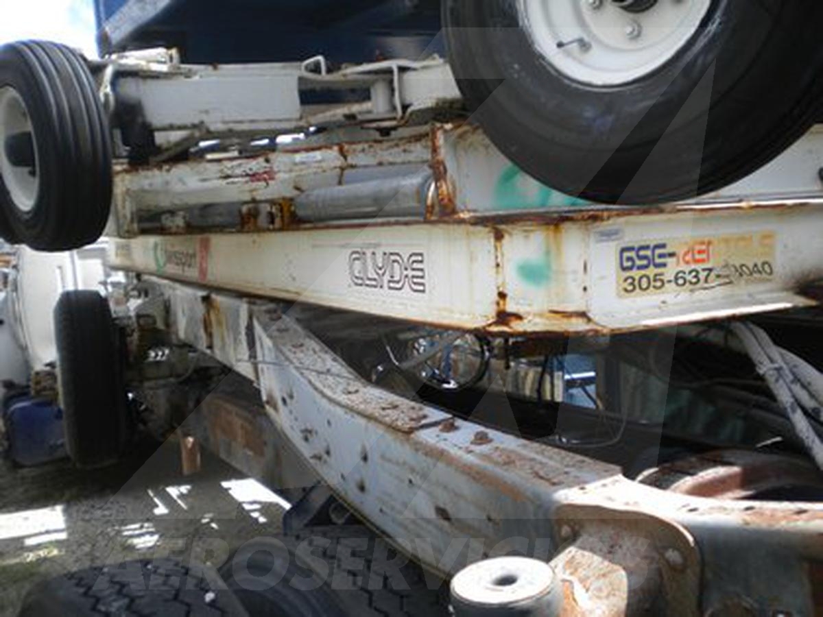 2006 Clyde 15F2561 Double Container Trailer