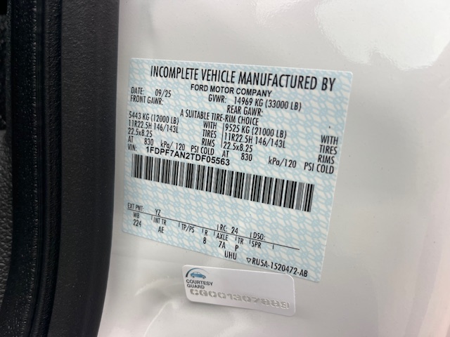 Truck Chassis Ford F-750 2026