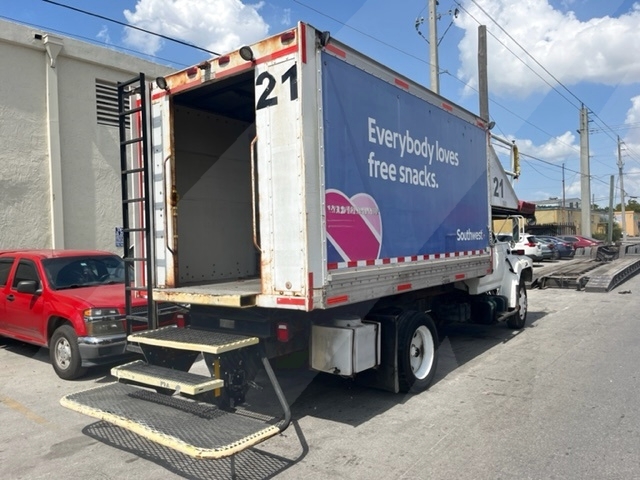 Catering Truck Ford/Hi Way F-700/ CT-14