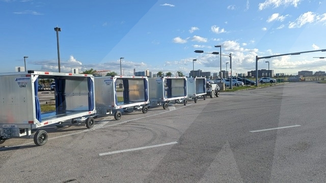 Baggage Carts Closed Iscar BCL-8 Galvanized 2023