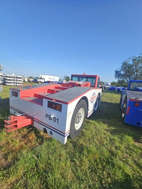Push Back Tractor FMC B-350