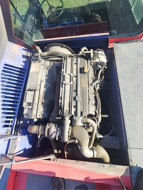 Push Back Tractor FMC B-350