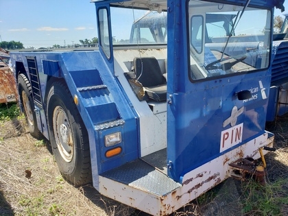 Push Back Tractor S&S GT-60