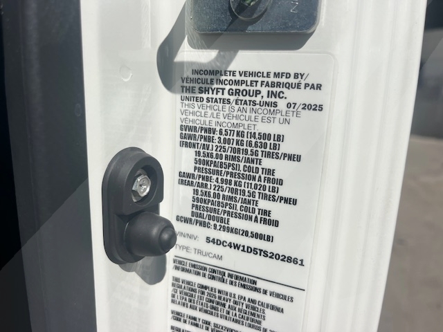 Truck Chassis Isuzu NPR - Gasoline